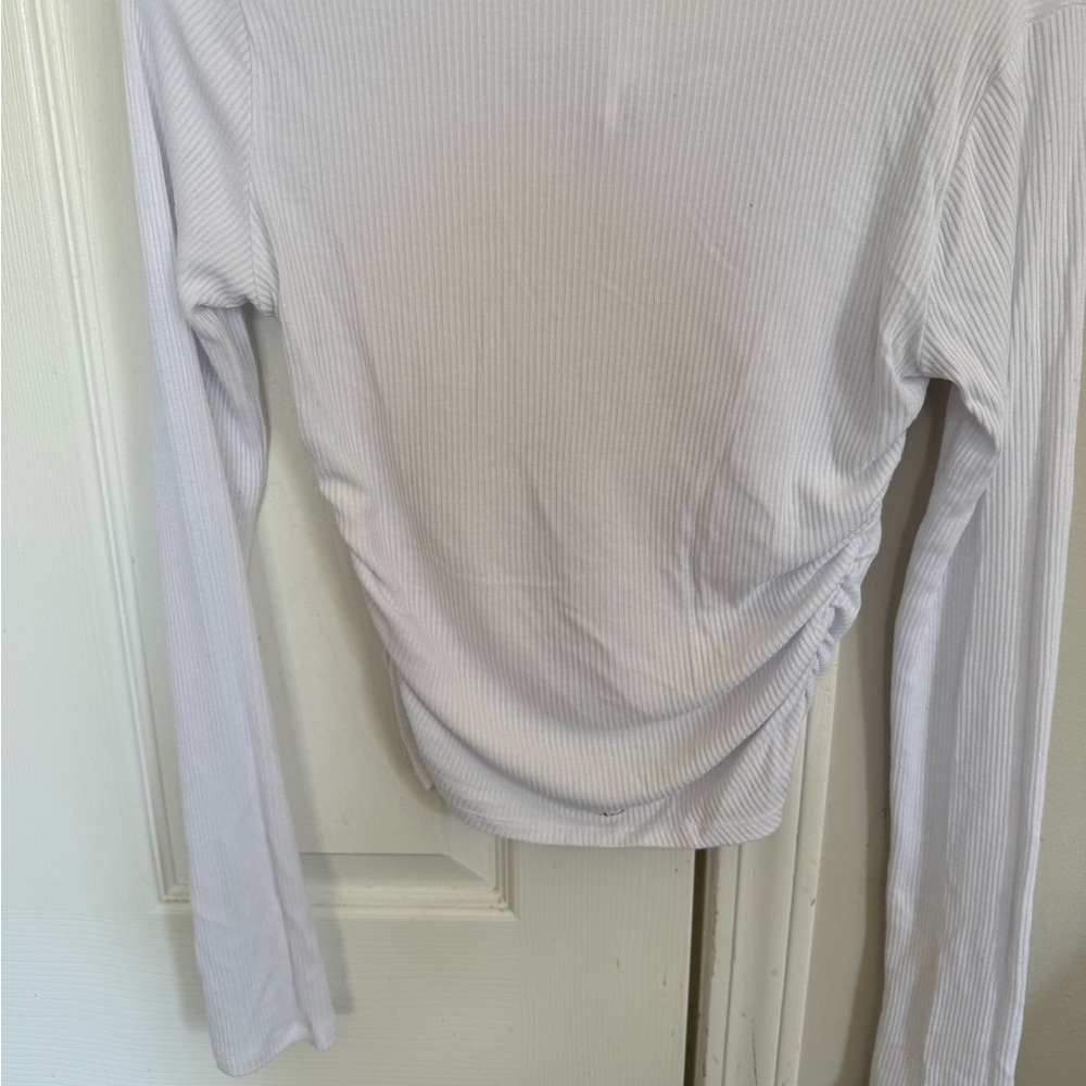 Alo White Ribbed Long Ruched Sleeve Top - Picture 4 of 6